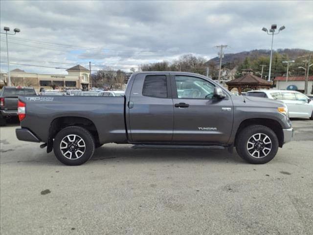 2016 Toyota Tundra SR5 5.7L V8