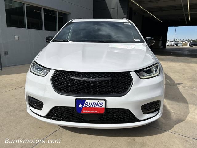 2025 Chrysler Pacifica PACIFICA LIMITED