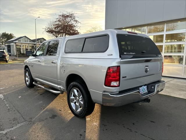 2017 RAM 1500 SLT Crew Cab 4x4 57 Box