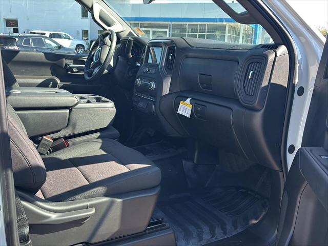 2025 GMC Sierra 3500HD 4WD Double Cab Long Bed Pro