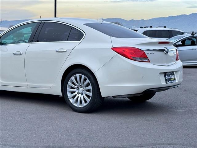 2012 Buick Regal Premium 1
