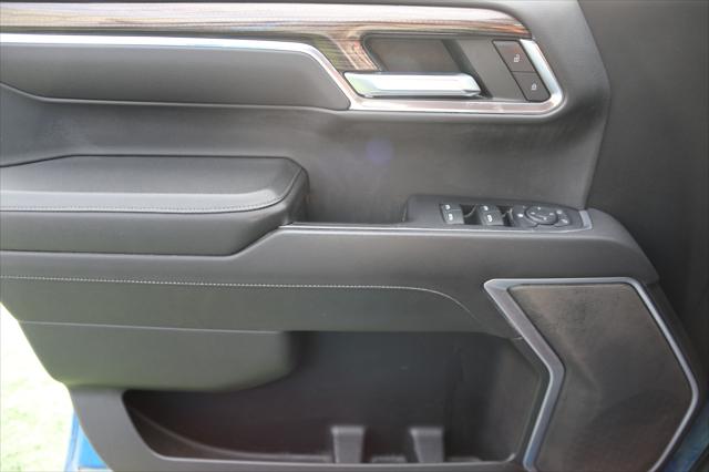 2022 Chevrolet Silverado 1500 2WD Crew Cab Standard Bed LT
