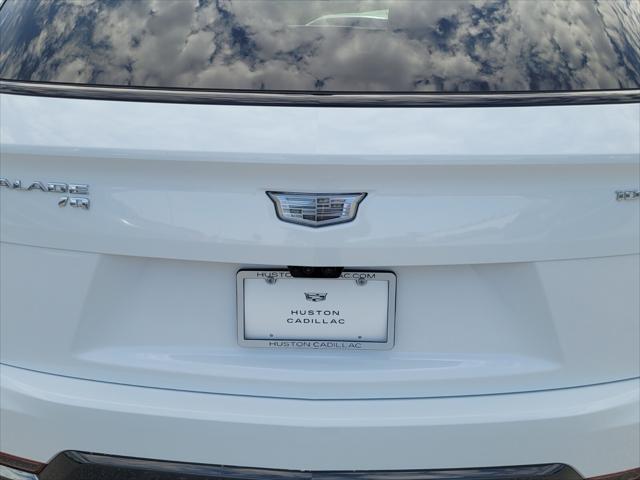 2025 Cadillac Escalade Sport 2