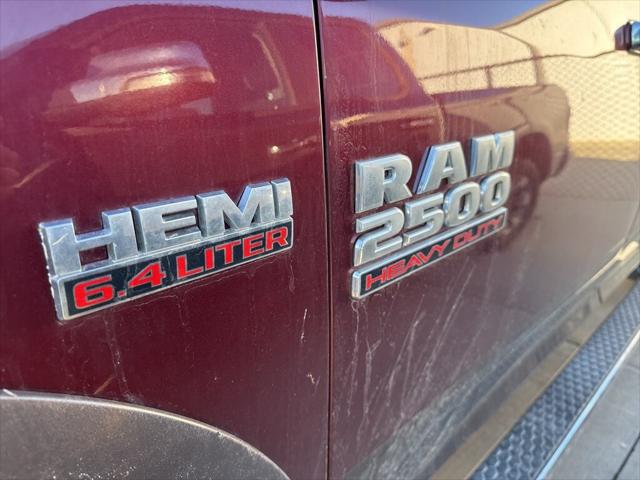 2018 RAM 2500 Laramie Crew Cab 4x4 64 Box