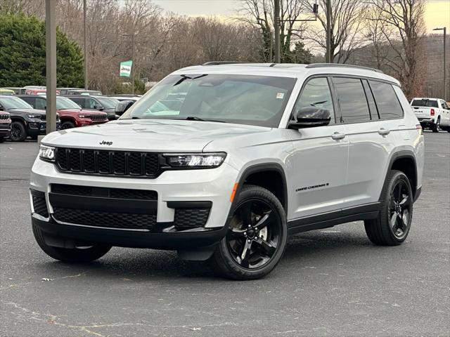 2023 Jeep Grand Cherokee L Altitude 4x4