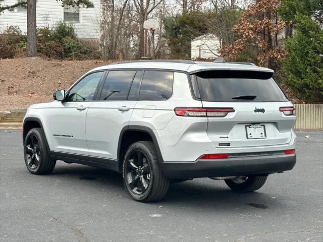 2023 Jeep Grand Cherokee L Altitude 4x4