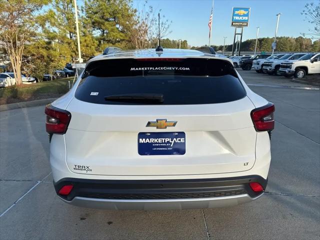 2025 Chevrolet Trax FWD LT