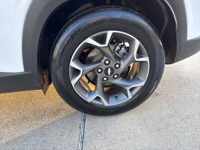 2025 Chevrolet Trax FWD LT