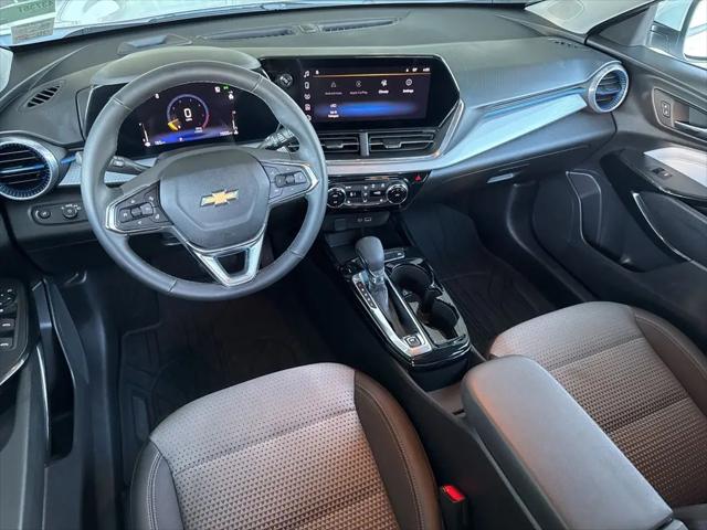 2025 Chevrolet Trax FWD LT