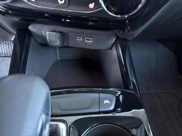 2025 Chevrolet Trax FWD LT