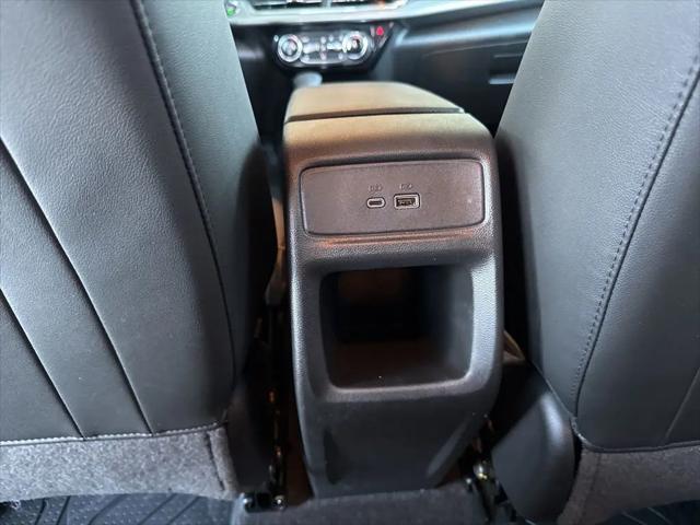 2025 Chevrolet Trax FWD LT
