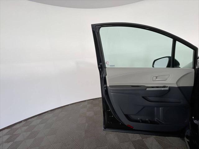 2023 Toyota Sienna LE