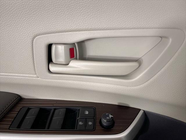 2023 Toyota Sienna LE