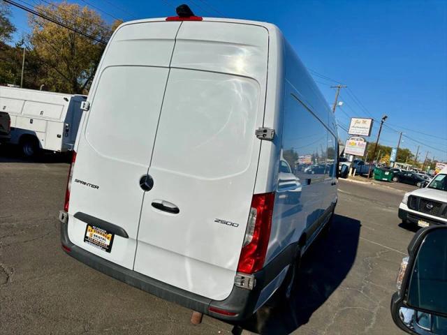 2023 Mercedes-Benz Sprinter 2500 High Roof 4-Cyl Gas