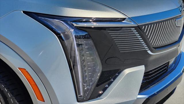 2025 Cadillac Escalade Luxury 2