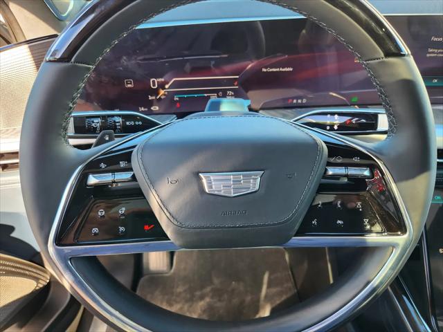 2025 Cadillac Escalade Luxury 2