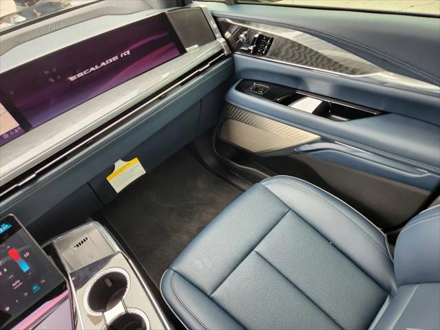 2025 Cadillac Escalade Sport 2