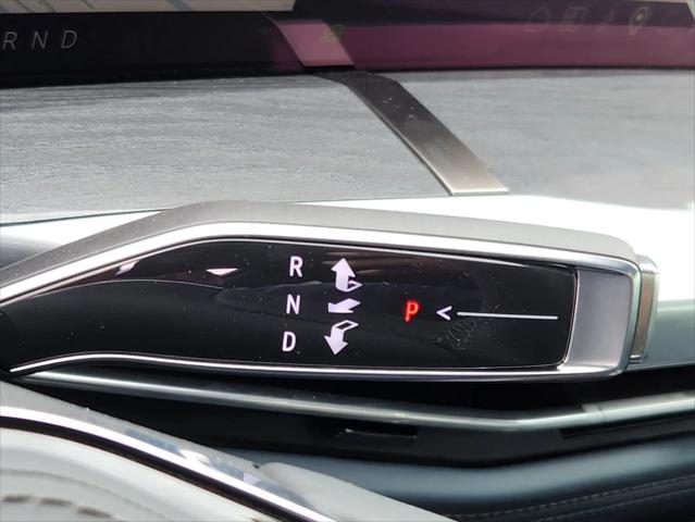 2025 Cadillac Escalade Sport 2