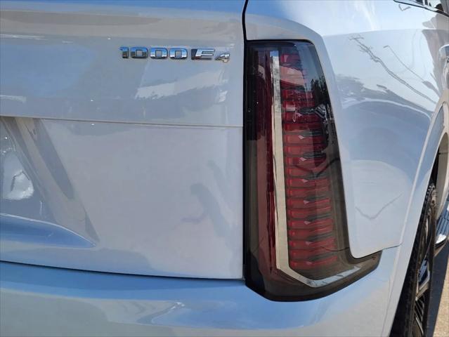 2025 Cadillac Escalade Sport 2