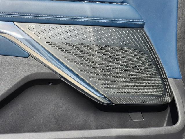 2025 Cadillac Escalade Sport 2