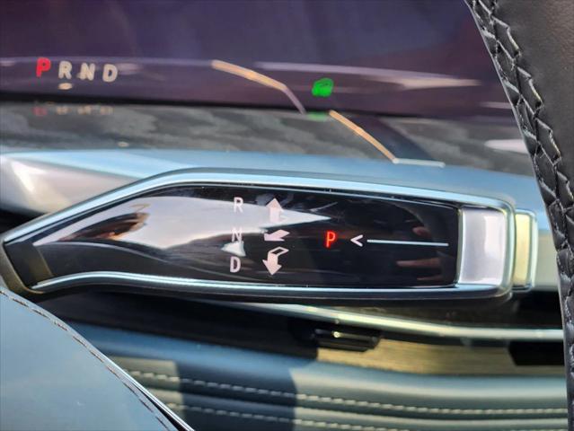 2025 Cadillac Escalade Sport 2