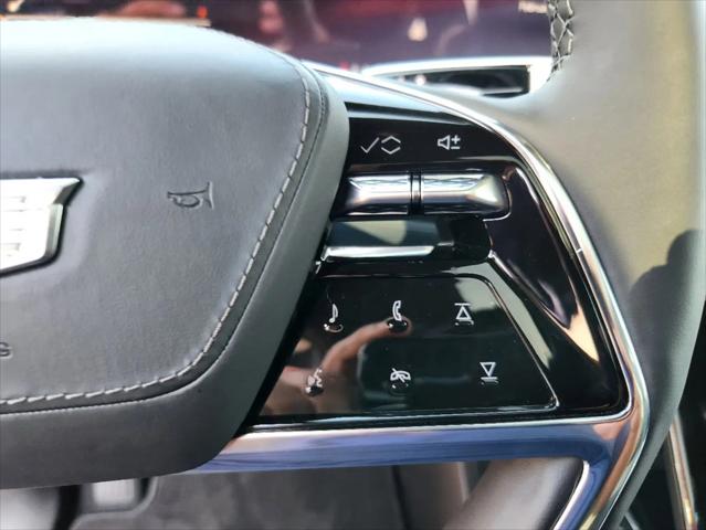 2025 Cadillac Escalade Sport 2