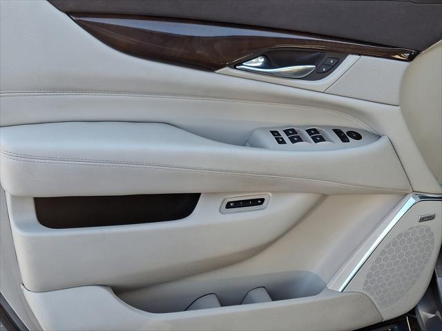 2017 Cadillac Escalade Premium Luxury