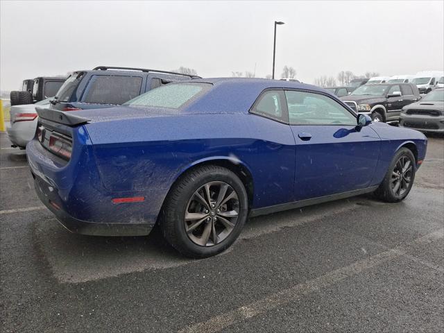 2020 Dodge Challenger SXT AWD