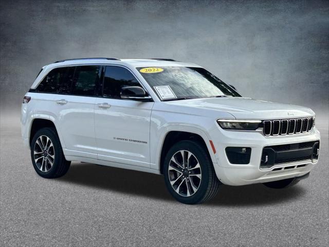 2022 Jeep Grand Cherokee Overland 4x2