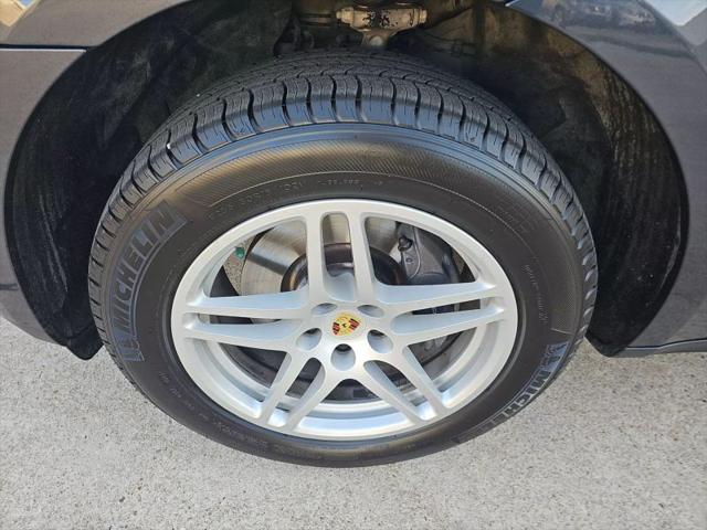 2018 Porsche Macan Sport Edition