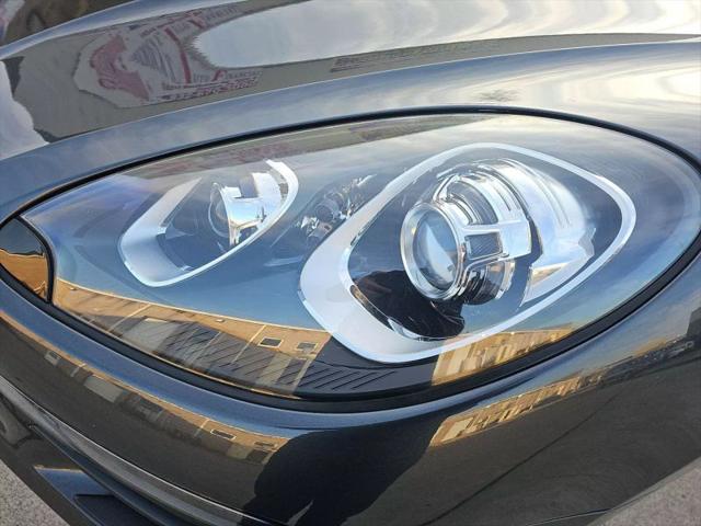 2018 Porsche Macan Sport Edition