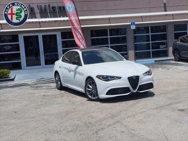 2024 Alfa Romeo Giulia GIULIA SPRINT RWD 2024 Alfa Romeo Giulia GIULIA SPRINT RWD