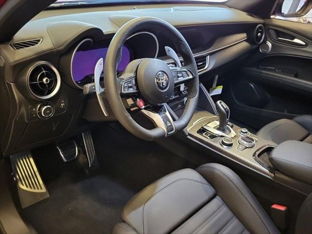 2024 Alfa Romeo Stelvio Quadrifoglio Carbon AWD