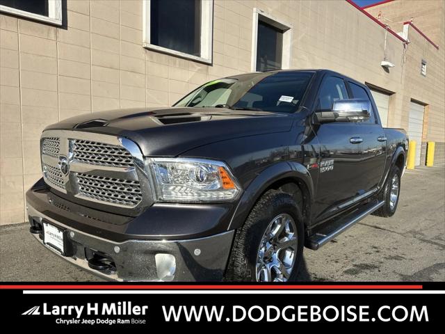 2017 RAM 1500 Laramie Crew Cab 4x4 57 Box