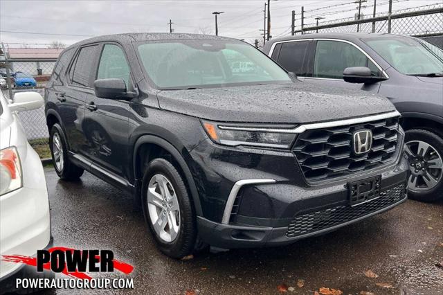 2023 Honda Pilot AWD LX