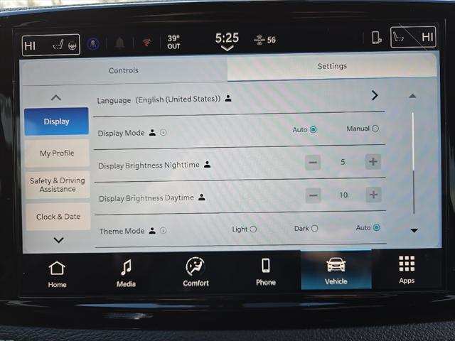 2025 Chrysler Pacifica Select