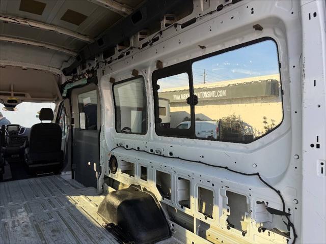 2017 Ford Transit XLT
