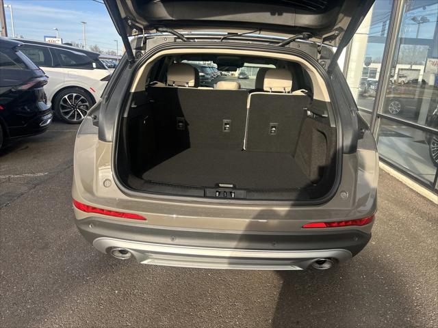 2025 Lincoln Corsair Premiere