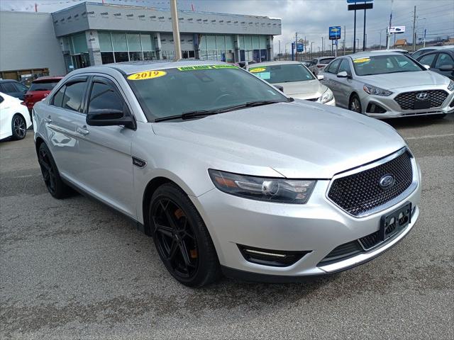 2019 Ford Taurus