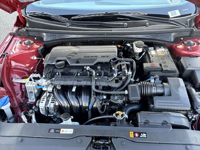 2025 Hyundai Elantra SE