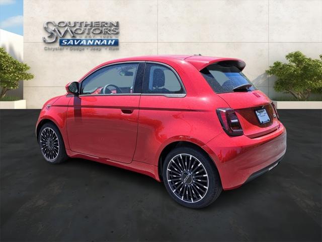 2024 Fiat FIAT 500e 500e INSPI(RED)