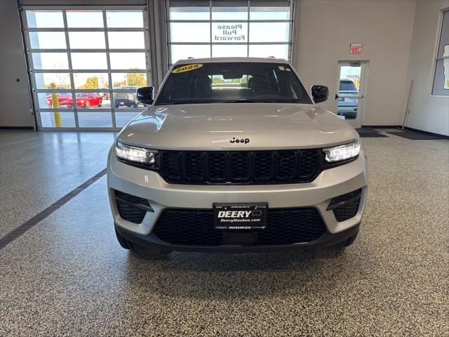 2025 Jeep Grand Cherokee GRAND CHEROKEE ALTITUDE X 4X4 2025 Jeep Grand Cherokee GRAND CHEROKEE ALTITUDE X 4X4