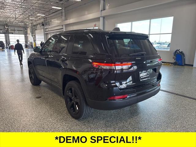 2025 Jeep Grand Cherokee GRAND CHEROKEE ALTITUDE X 4X4
