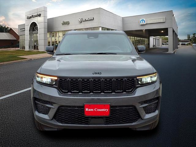 2025 Jeep Grand Cherokee GRAND CHEROKEE ALTITUDE 4X4