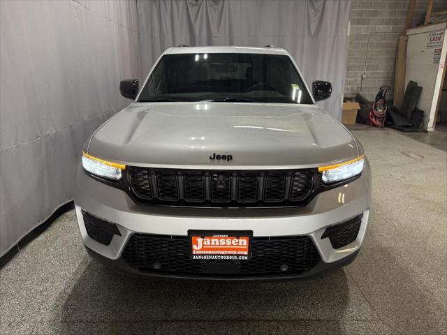 2025 Jeep Grand Cherokee GRAND CHEROKEE LIMITED 4X4 2025 Jeep Grand Cherokee GRAND CHEROKEE LIMITED 4X4