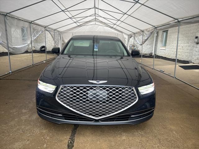 2022 Genesis G90