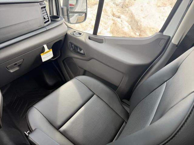 2025 Ford Transit Cargo Van Base