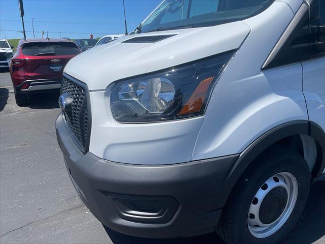 2025 Ford Transit Cargo Van Base