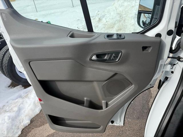 2025 Ford Transit Cargo Van Base