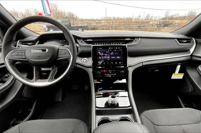 New 2025 Jeep Grand Cherokee L For Sale in Millington, TN